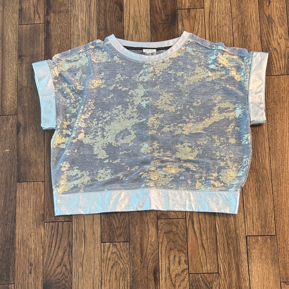 Pilcro Silver, Gold with strands of Blue Top